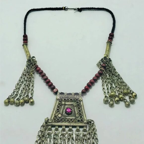 Handmade Pendant Necklace with Red Beads and Chain Tassels - Picture 4 of 10